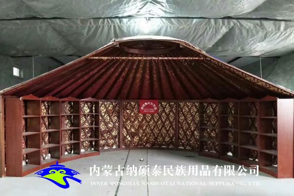 實(shí)木蒙古包內(nèi)飾