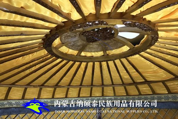 實(shí)木蒙古包內(nèi)飾