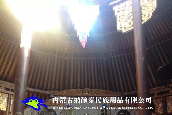 實(shí)木蒙古包內(nèi)飾