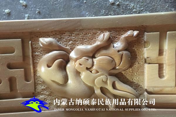 實(shí)木蒙古包內(nèi)飾