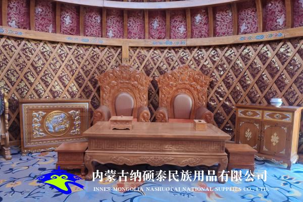 實木蒙古包內(nèi)飾