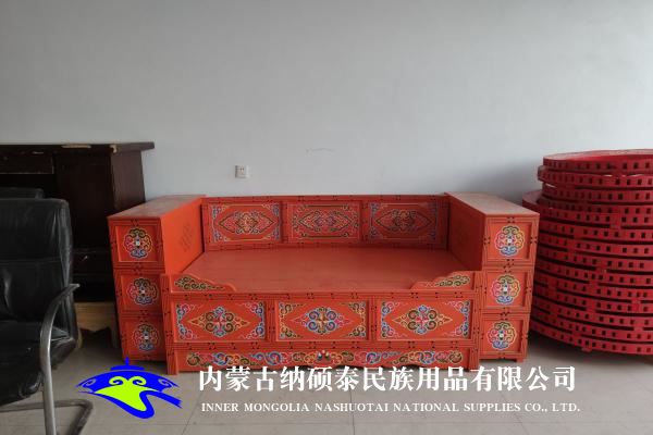 實木蒙古包內(nèi)飾