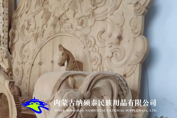 實(shí)木蒙古包內(nèi)飾